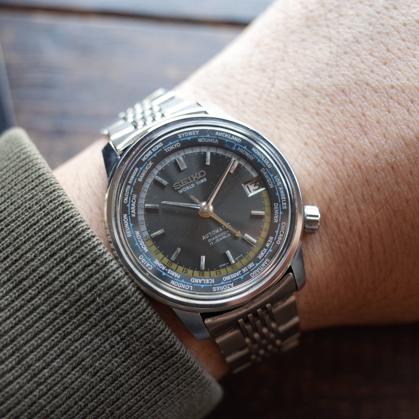 セイコー
ワールドタイムファーストモデル
6217-7000